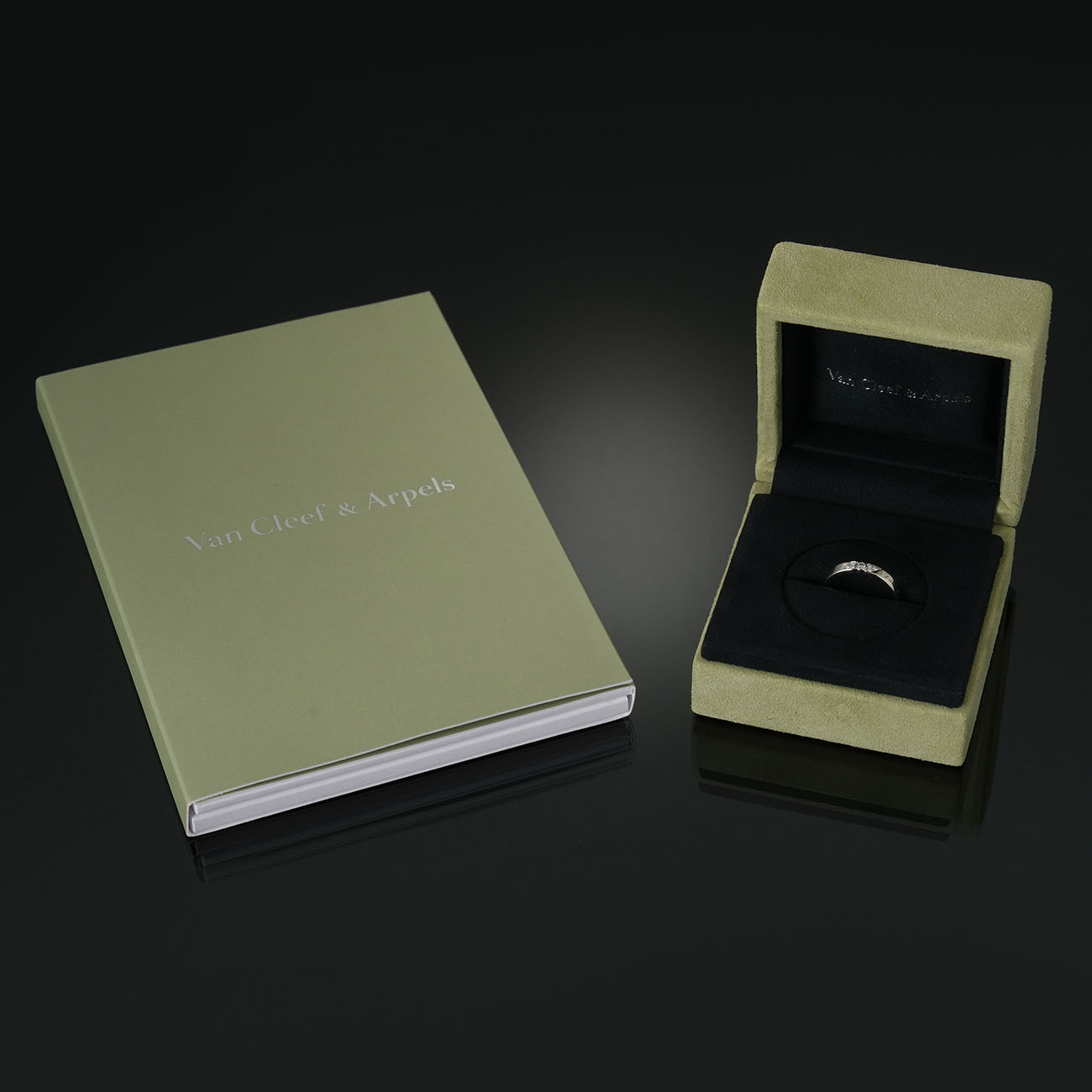 Van Cleef & Arpels(USED)반클리프앤아펠 뚜쥬르 시그니처 에또왈 웨딩밴드 #48